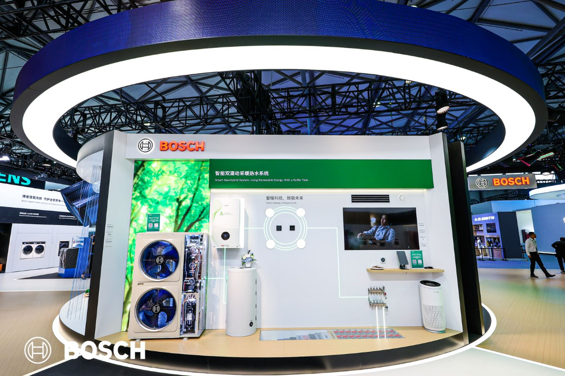 米乐m6：博世舒适科技亮相AWE2024发布“博世智能混氢混动舒适系统”(图1)