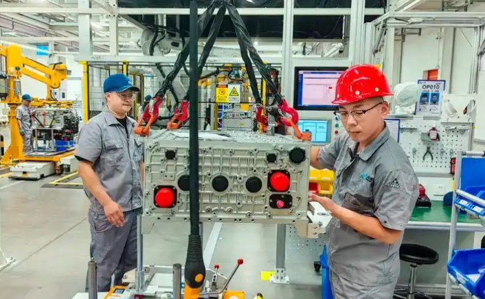 “追风逐日”打造新能源之都——张家口市扎实推进可再生能源示范区建设(图3)