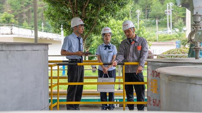 米乐m6科技平台：绿色金融赋能黔山贵水！邮储银行贵州省分行助力新能源产业绘就生态画卷(图4)