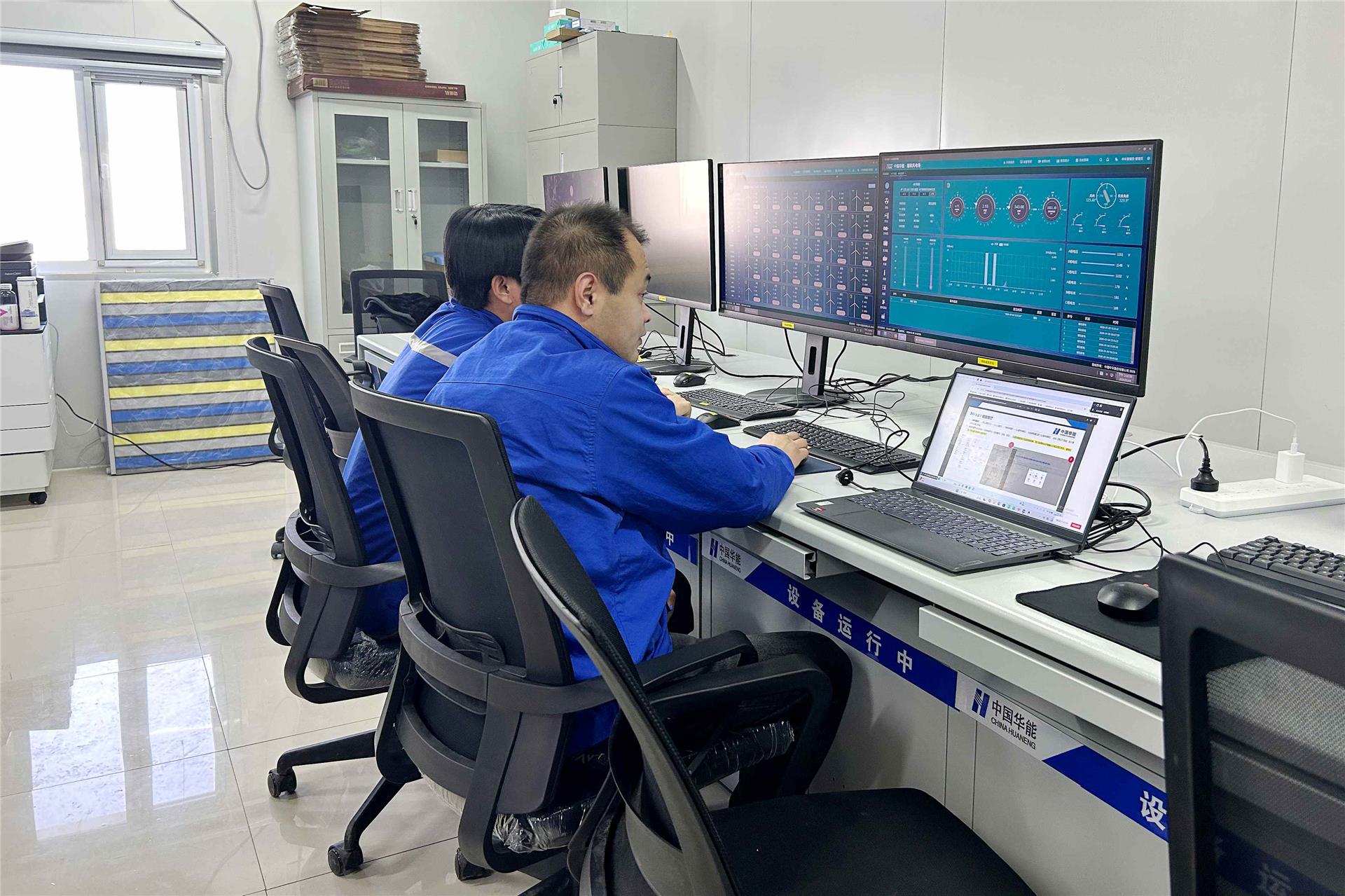 阿荣旗：拼抢开门红风电二期100万千瓦项目并网发电(图2)